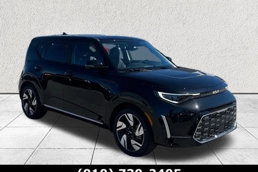 2025 Kia Soul GT-Line photo 1
