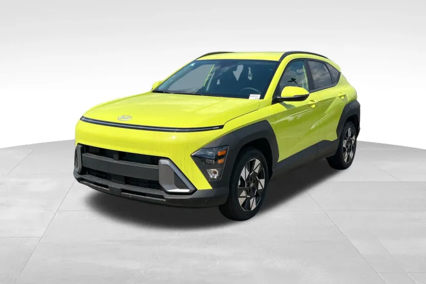 2025 Hyundai Kona SEL photo 1