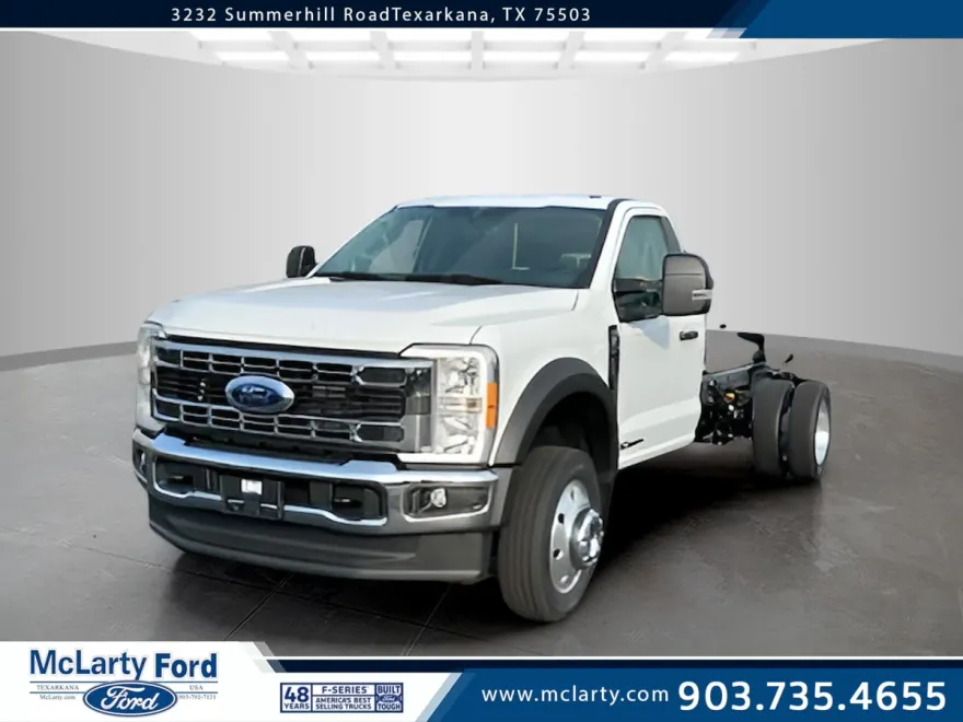 2025 Ford F-450 XLT photo 1