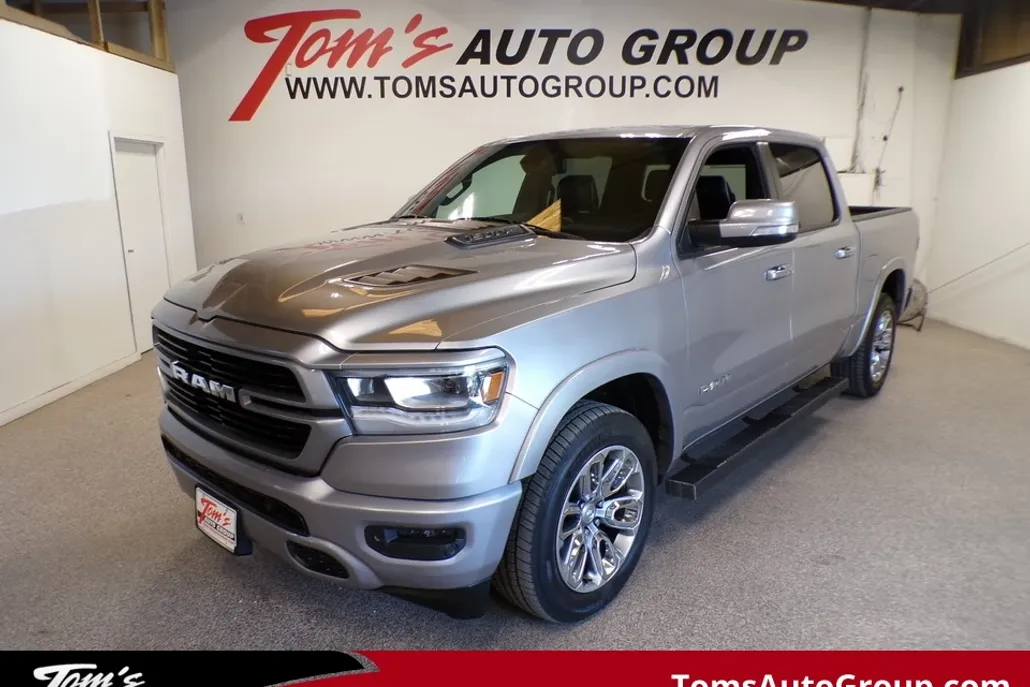 2019 Ram 1500 Laramie photo 1