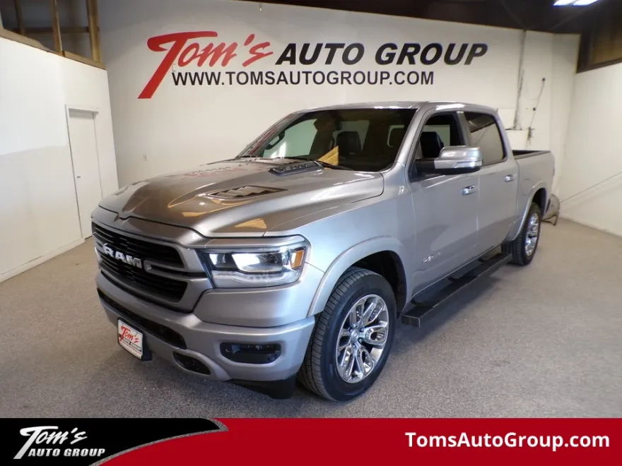 2019 Ram 1500 Laramie photo 1