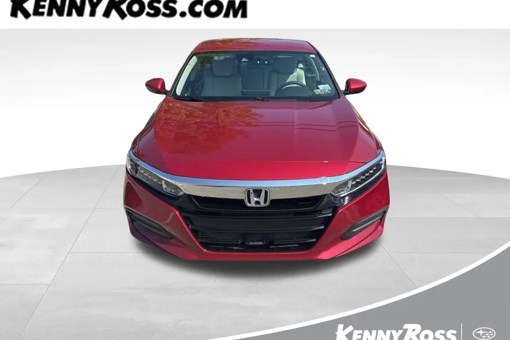 2018 Honda Accord LX photo 1