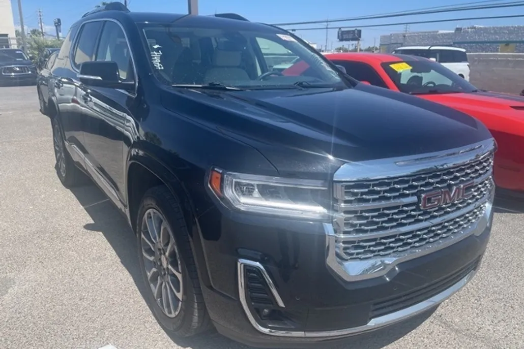 2023 Gmc Acadia Denali photo 1