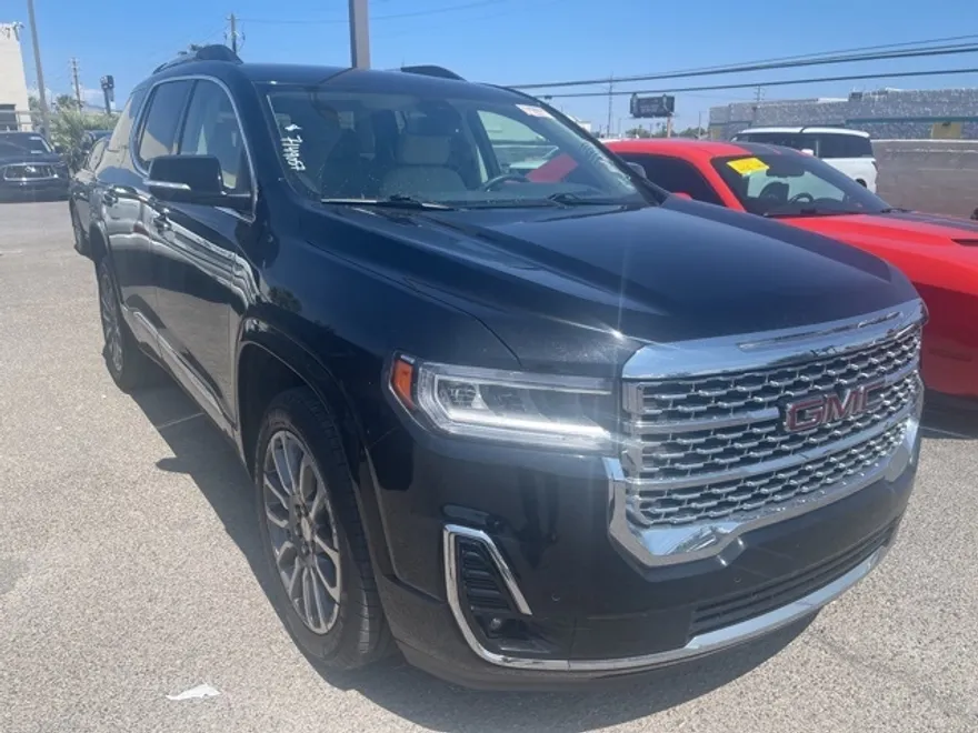 2023 Gmc Acadia Denali photo 1