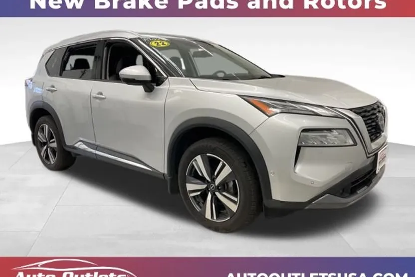 2022 Nissan Rogue SL photo 1