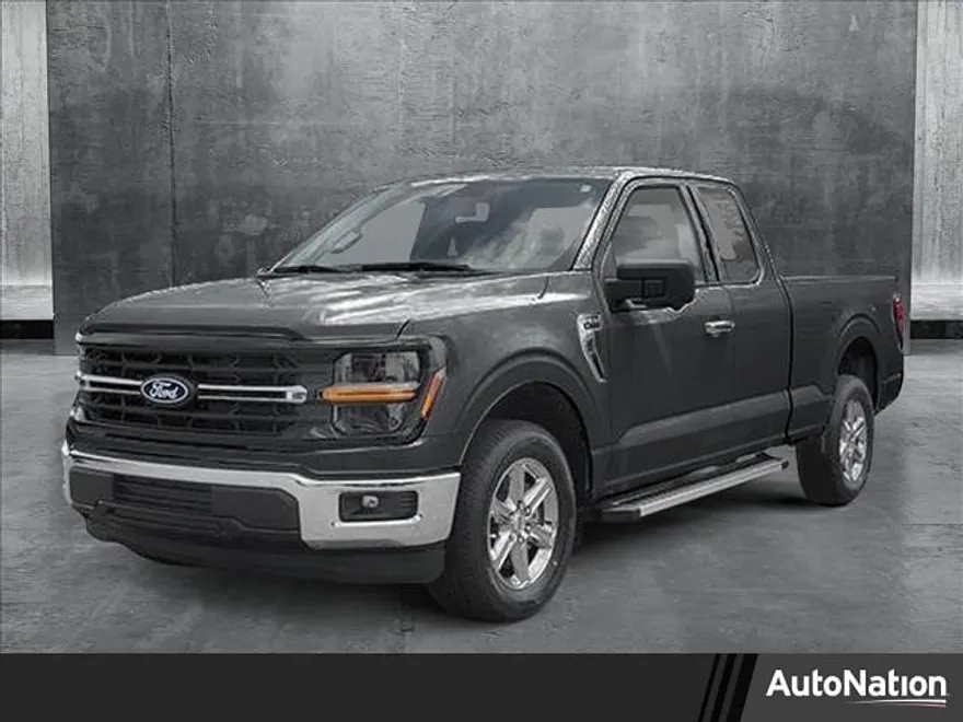 2025 Ford F-150 XLT photo 1