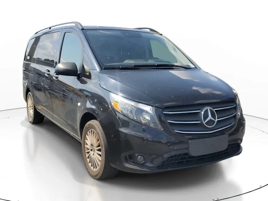 2022 Mercedes Benz Metris Van Passenger photo 1