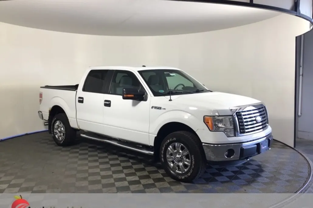 2011 Ford F-150 XLT photo 1