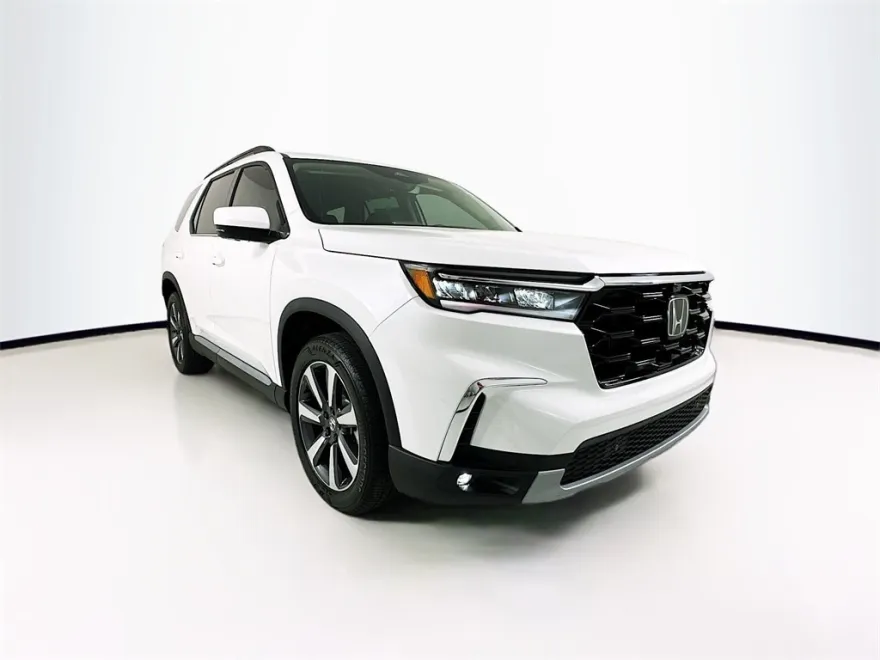 2025 Honda Pilot Elite photo 1