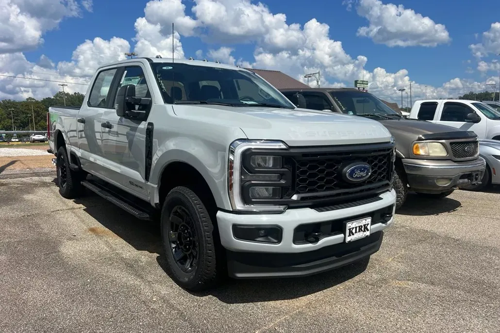 2026 Ford F-250 XL photo 1