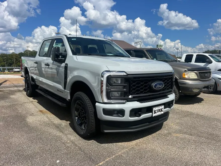 2026 Ford F-250 XL photo 1