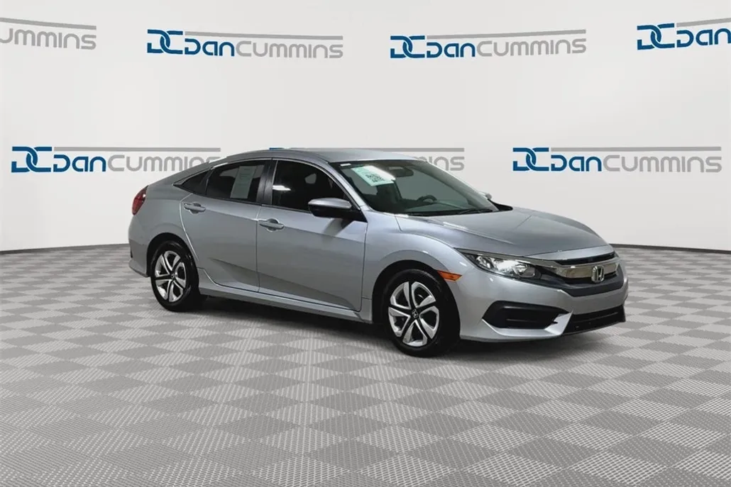 2017 Honda Civic LX photo 1