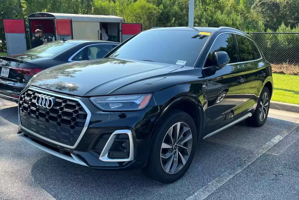 2022 Audi Q5 S line Premium Plus photo 1