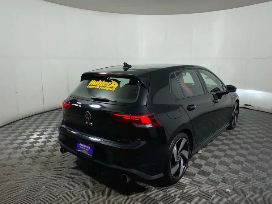 2024 Volkswagen Golf GTI S photo 1