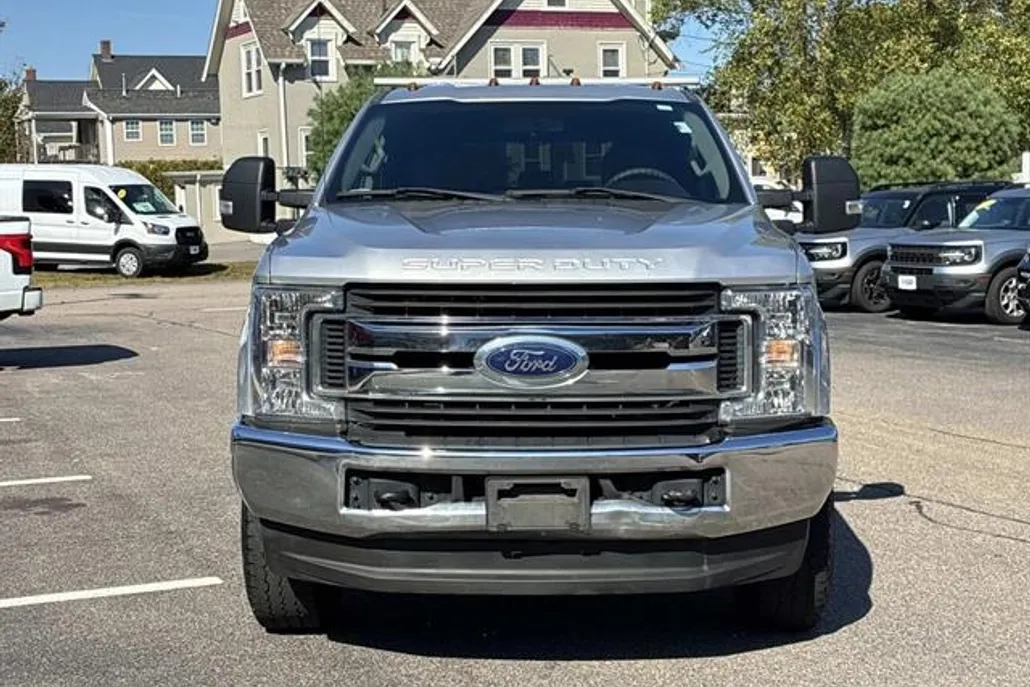 2019 Ford F-250 XL photo 1