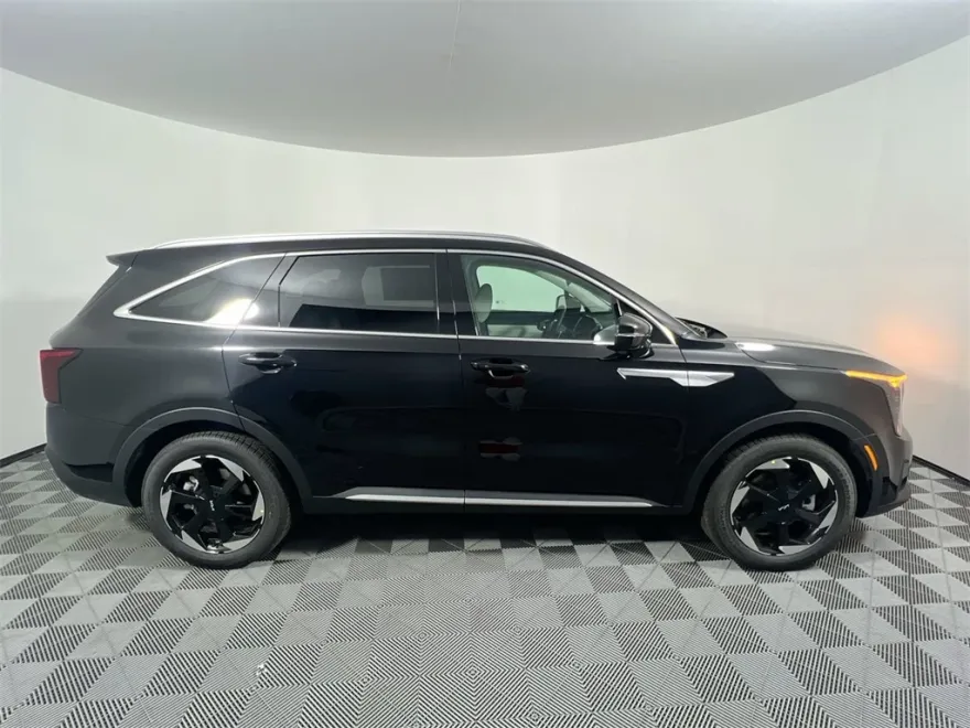 2025 Kia Sorento Hybrid EX photo 1