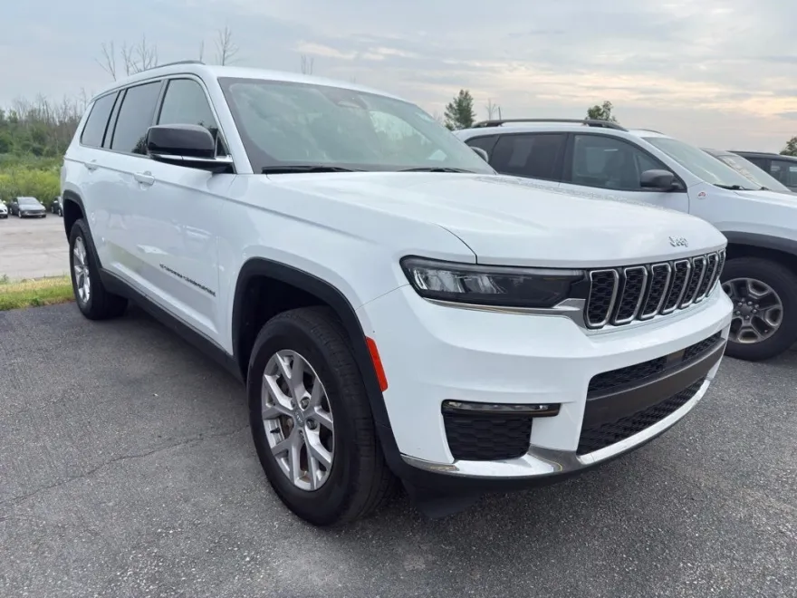 2022 Jeep Grand Cherokee Limited photo 1