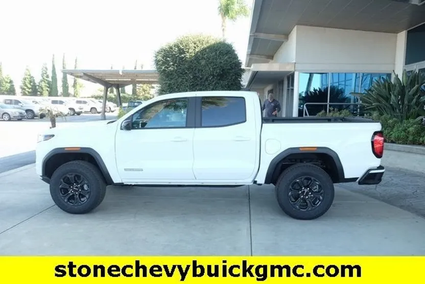 2025 Gmc Canyon Elevation photo 1