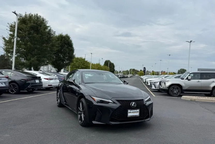 2022 Lexus IS 350 F SPORT AWD photo 1