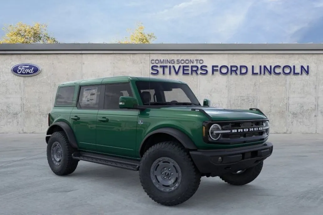 2025 Ford Bronco Outer Banks photo 1