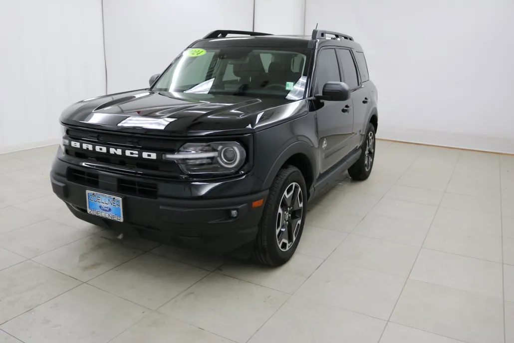 2024 Ford Bronco Sport Outer Banks photo 1
