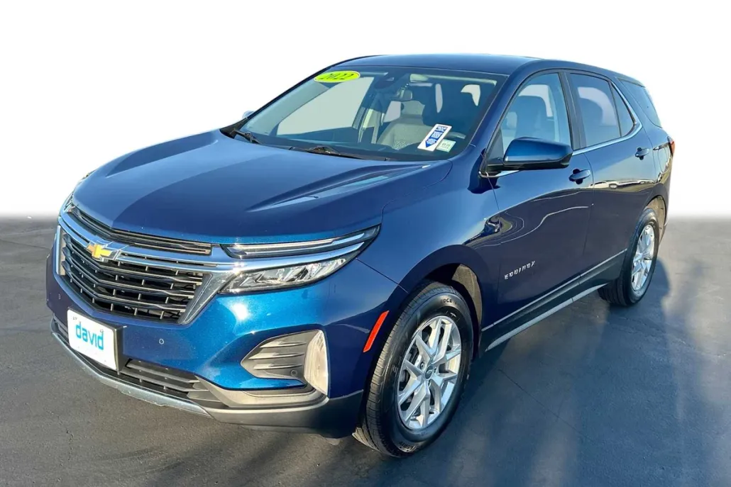 2022 Chevrolet Equinox LT photo 1