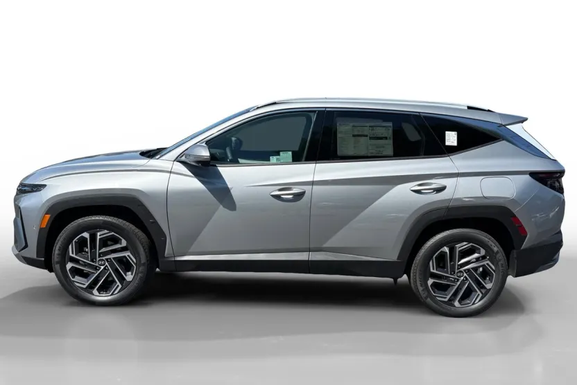 2025 Hyundai Tucson Hybrid Limited photo 1