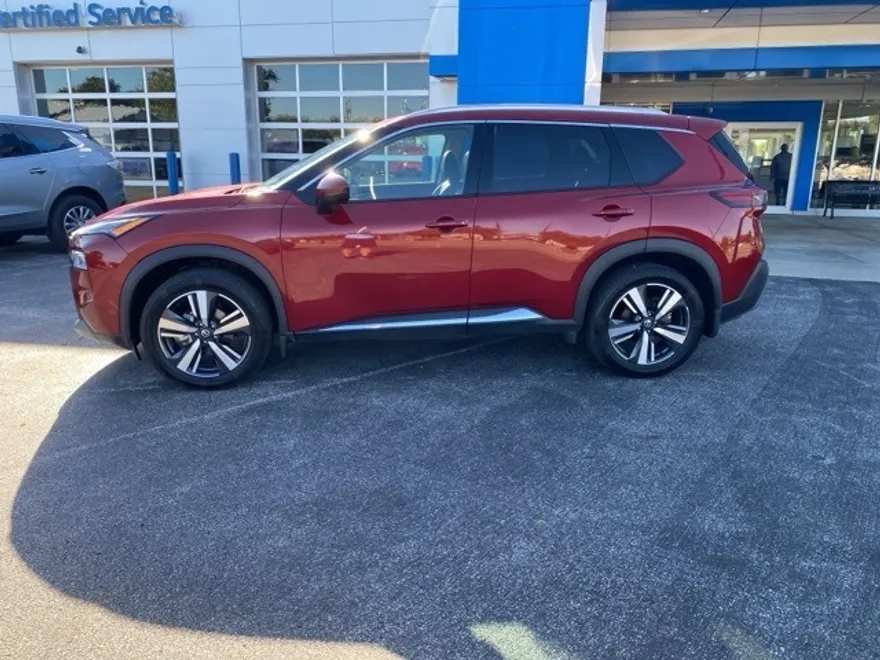 2021 Nissan Rogue SL photo 1