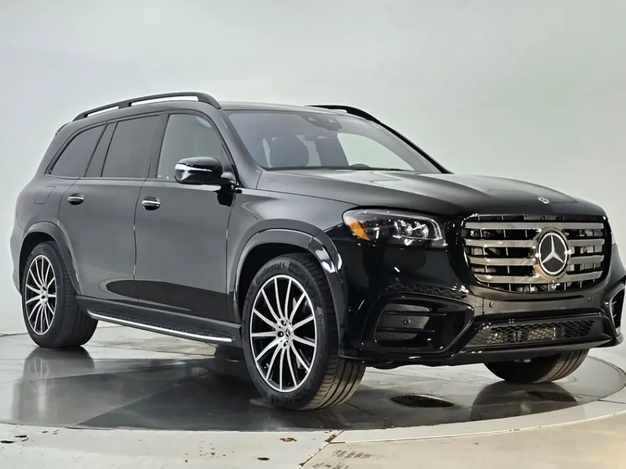 2025 Mercedes Benz GLS 450 4MATIC photo 1