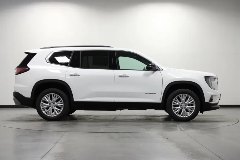2025 Gmc Acadia Elevation photo 1