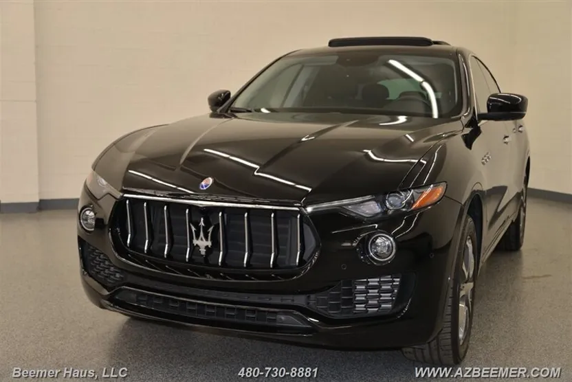 2021 Maserati Levante photo 1