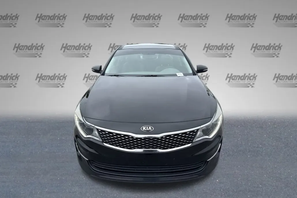 2018 Kia Optima EX photo 1