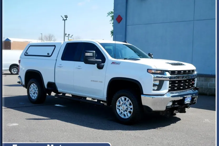 2021 Chevrolet Silverado 2500HD LT photo 1