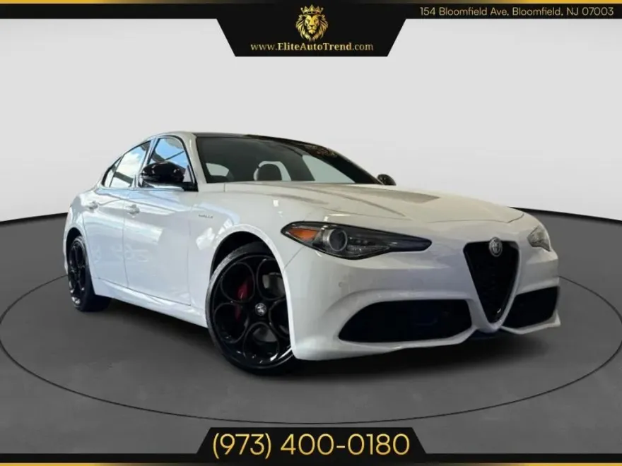 2022 Alfa Romeo Giulia Ti Veloce photo 1