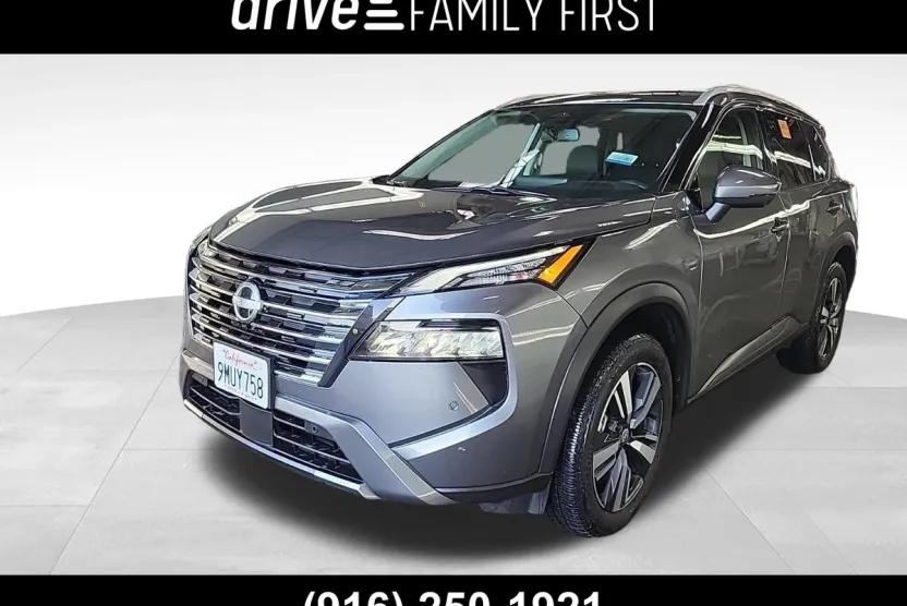 2024 Nissan Rogue SL photo 1