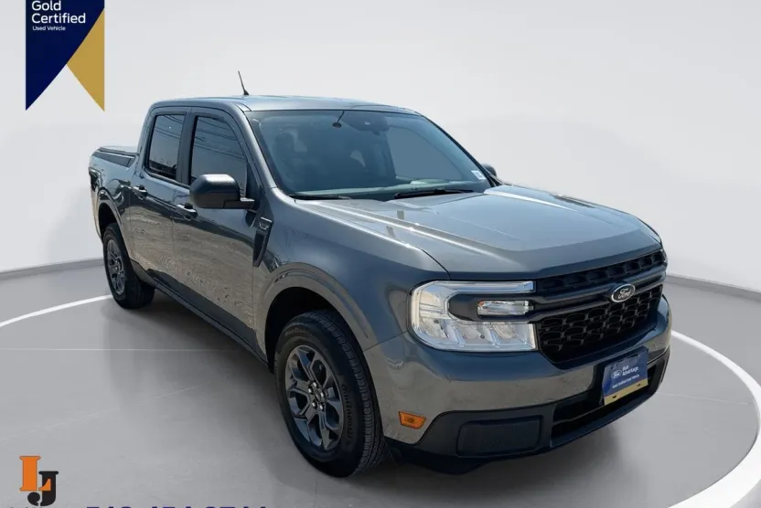 2024 Ford Maverick XLT photo 1