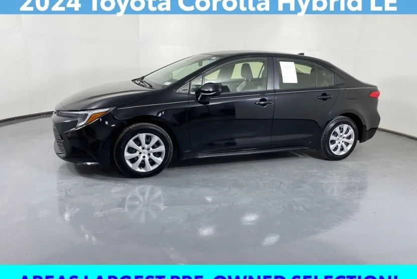 2024 Toyota Corolla Hybrid LE photo 1