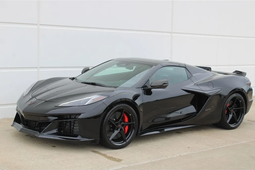 2025 Chevrolet Corvette E-Ray 3LZ photo 1