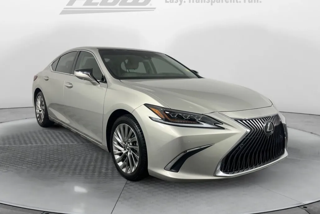 2019 Lexus ES 350 Ultra Luxury photo 1