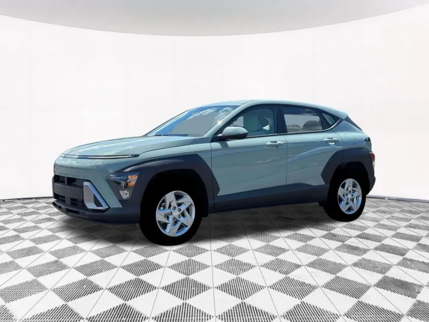 2026 Hyundai Kona SE photo 1