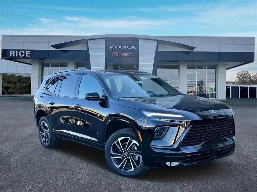 2025 Buick Enclave Sport Touring photo 1
