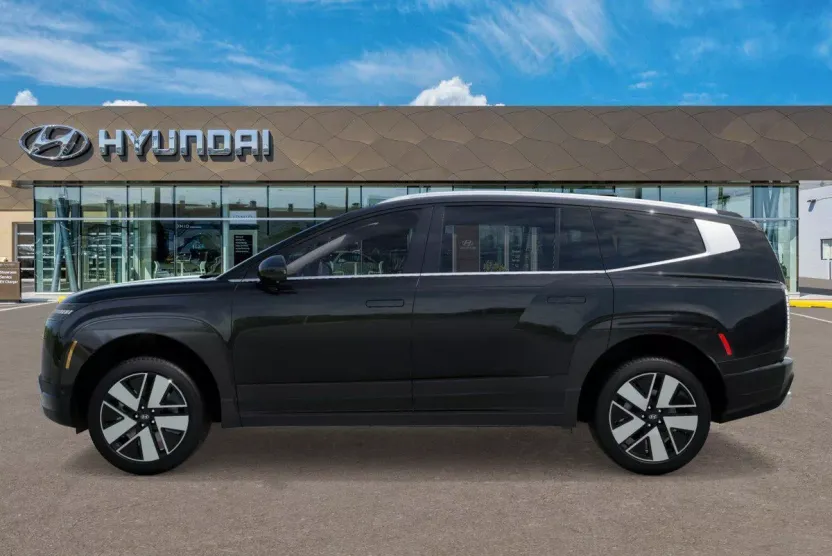 2026 Hyundai Ioniq SEL photo 1