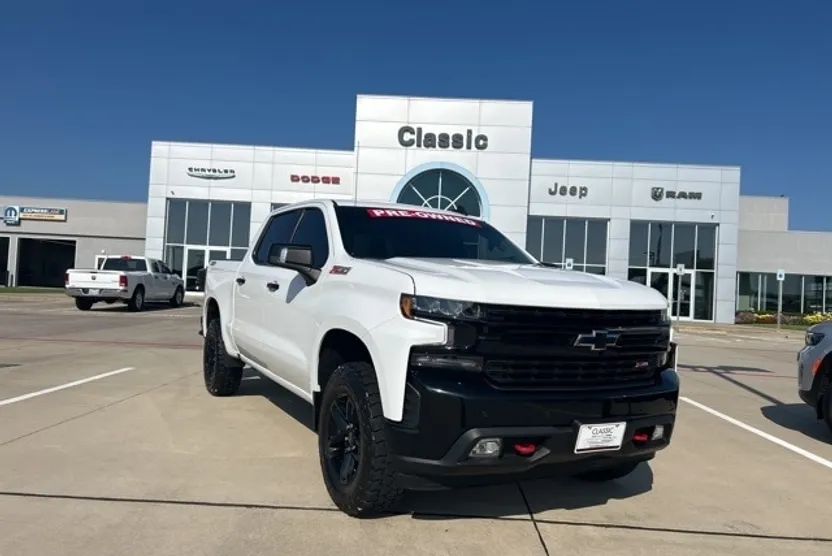 2021 Chevrolet Silverado 1500 LT Trail Boss photo 1