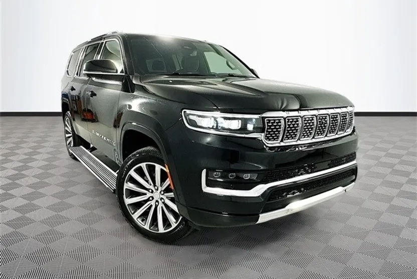 2022 Jeep Grand Wagoneer II photo 1