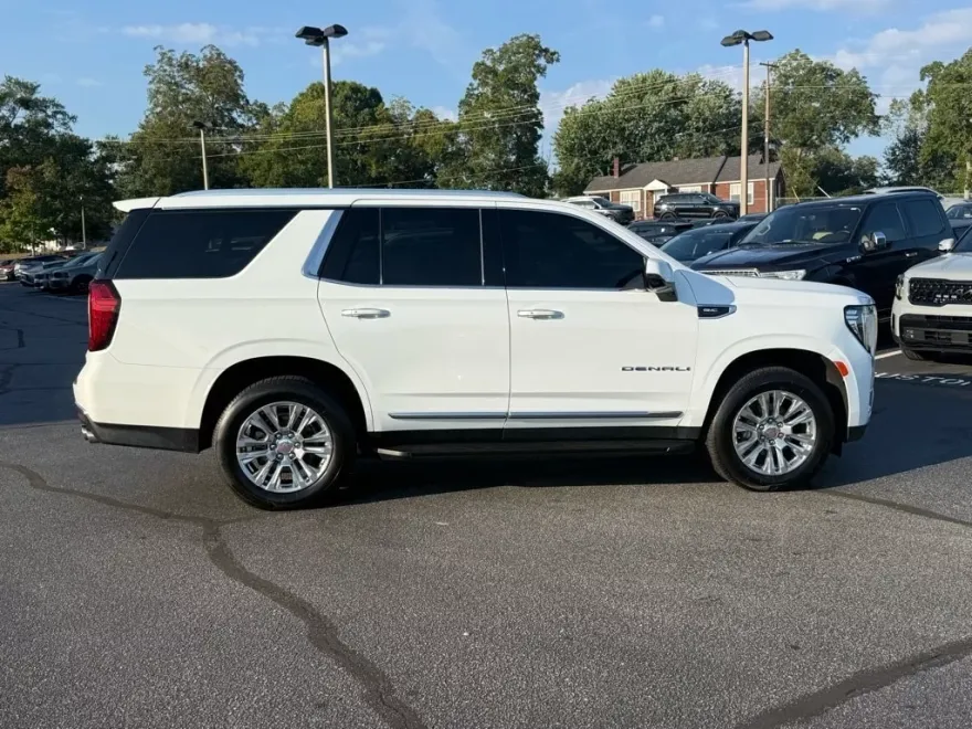 2023 Gmc Yukon Denali photo 1