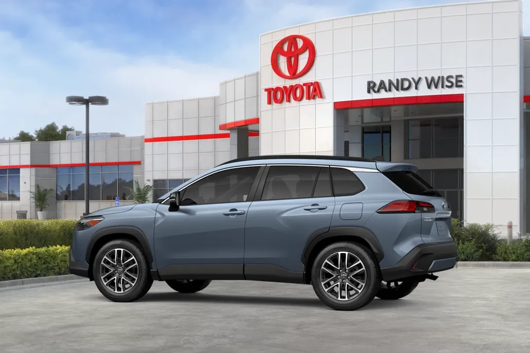 2026 Toyota Corolla Cross XLE photo 1