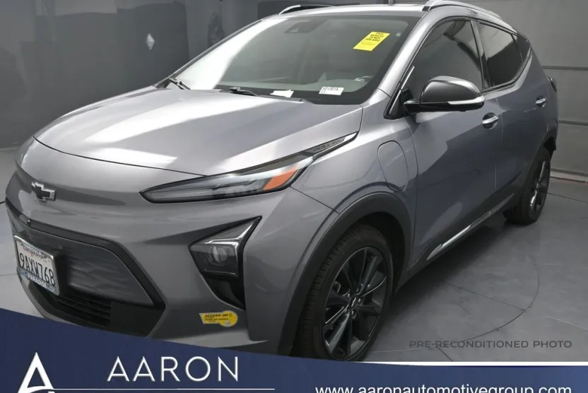 2022 Chevrolet Bolt EUV Premier photo 1