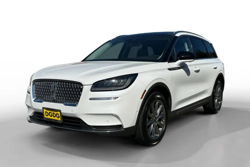 2020 Lincoln Corsair Standard photo 1