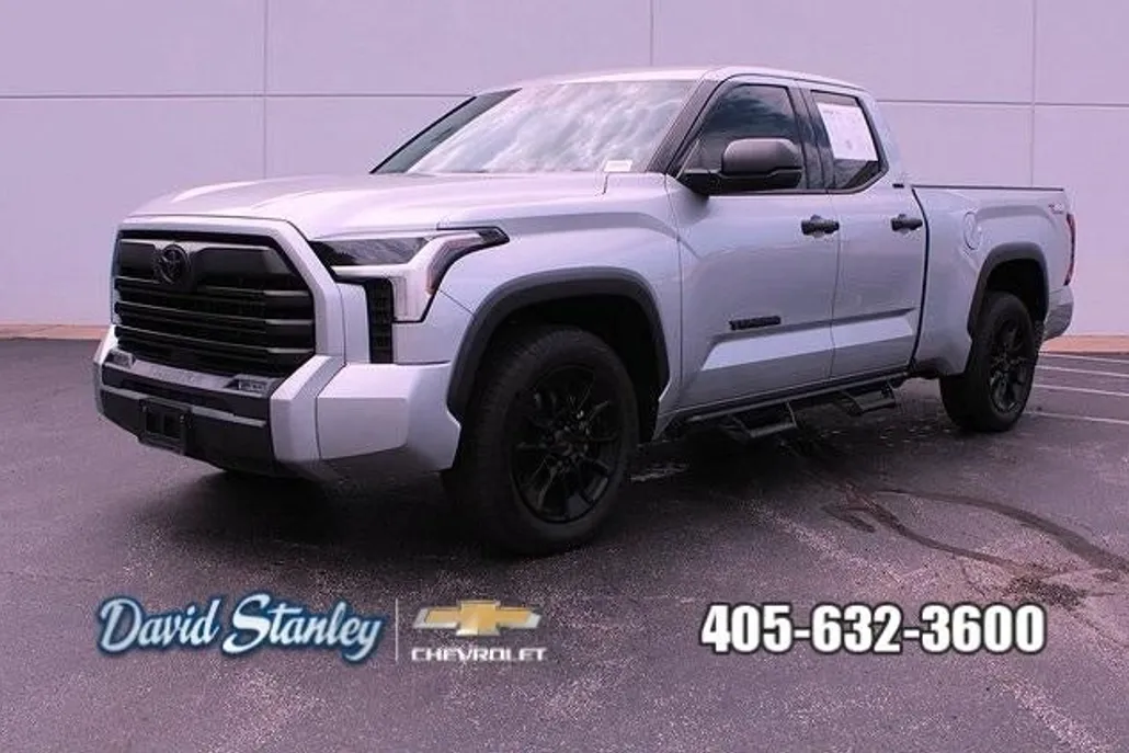 2022 Toyota Tundra SR5 photo 1