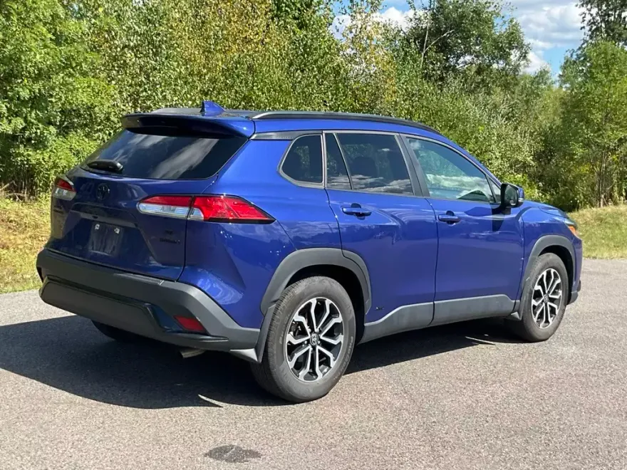 2023 Toyota Corolla Hybrid SE photo 1
